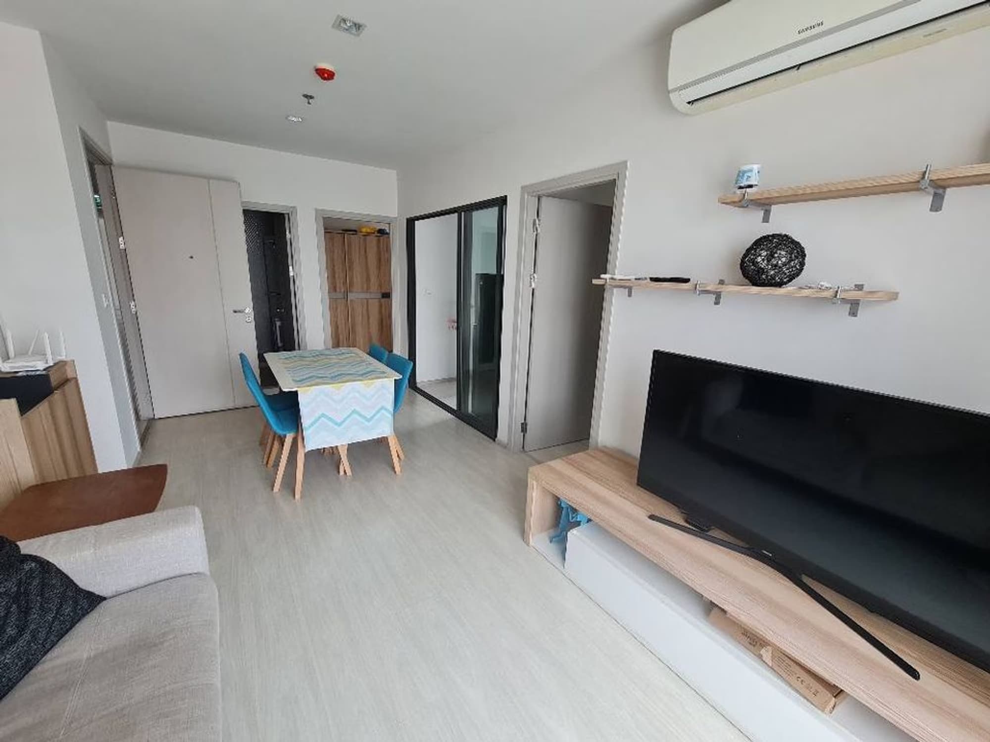 2 Bed Condo for Rent in Phra Khanong - Image 1