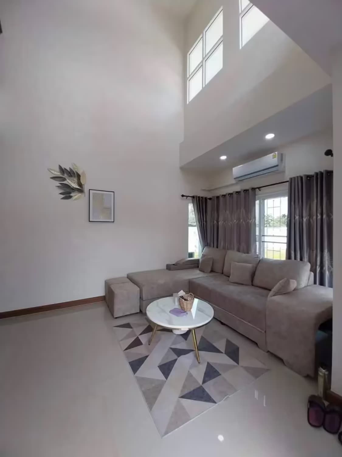 4 Bedroom House - Image 10
