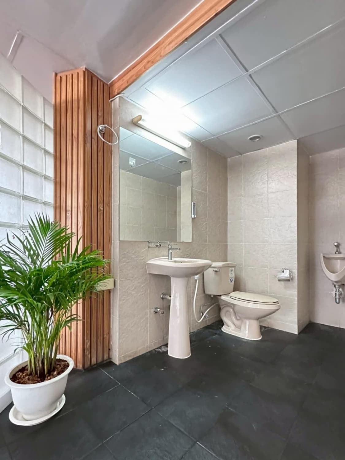 2 Bed Condo for Rent in Suan Luang - Image 18