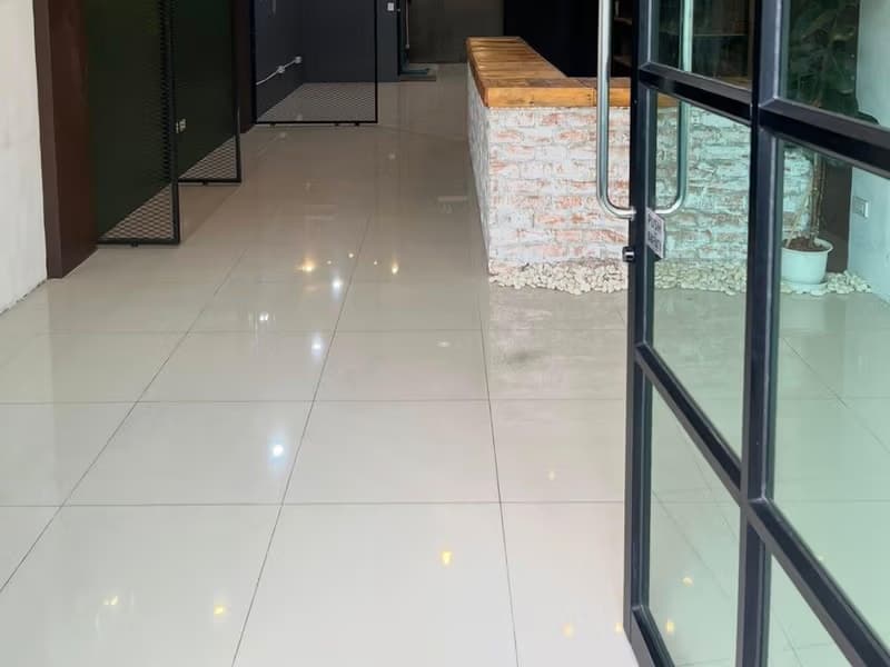 3 Bed Commercial for Rent and Sale in Mueang Chiang Mai