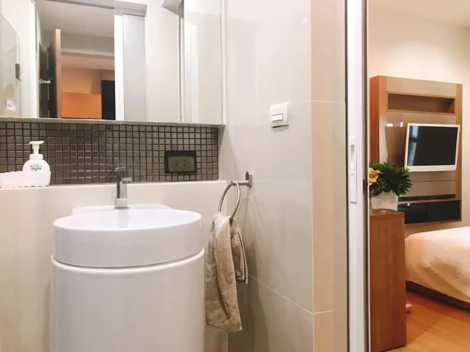 1 Bedroom Condo for Rent/Sale at Rhythm Sukhumvit 50 - Image 10