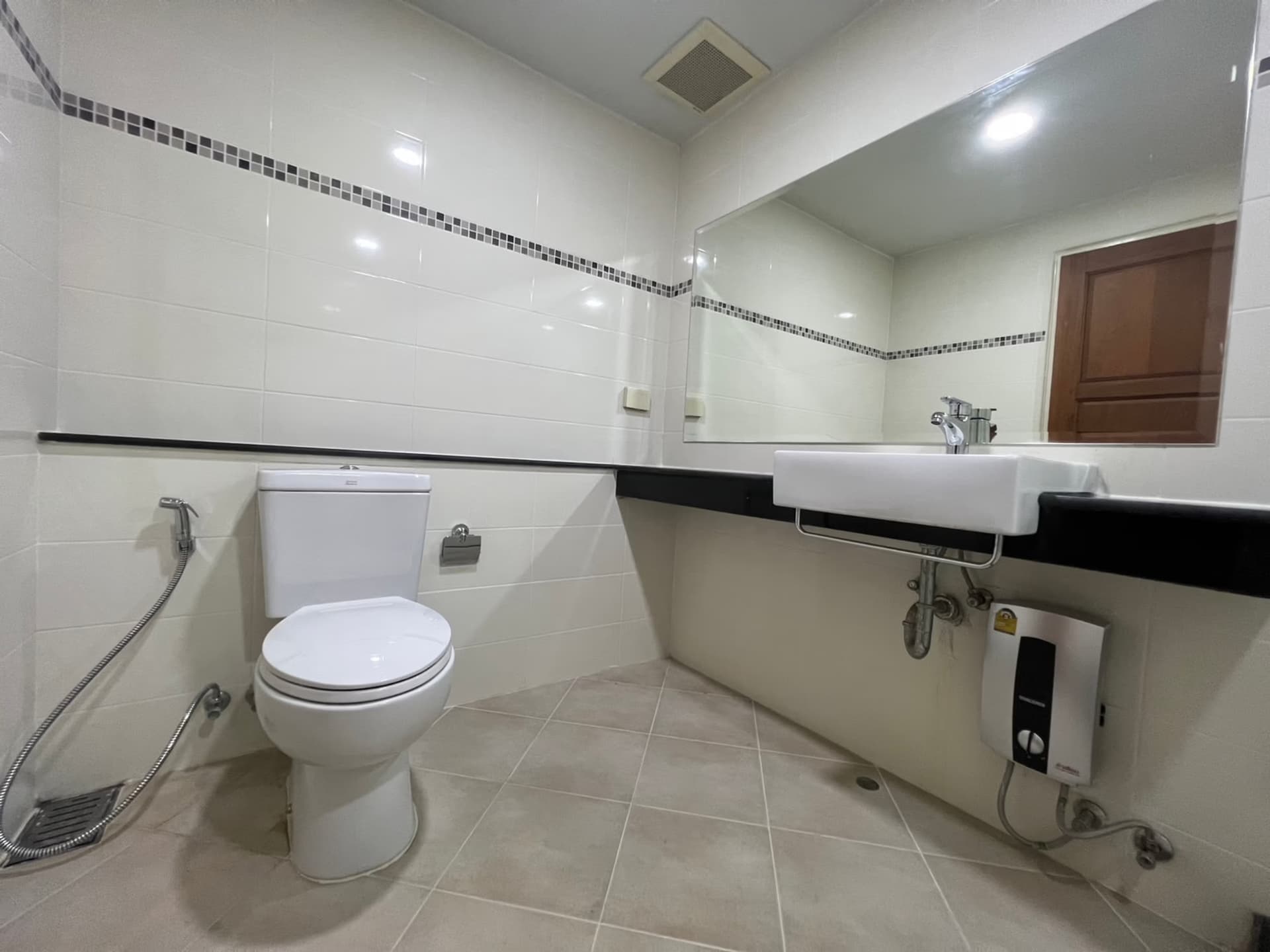 1 Bed Condo for Sale in Mueang Chiang Mai - Image 9