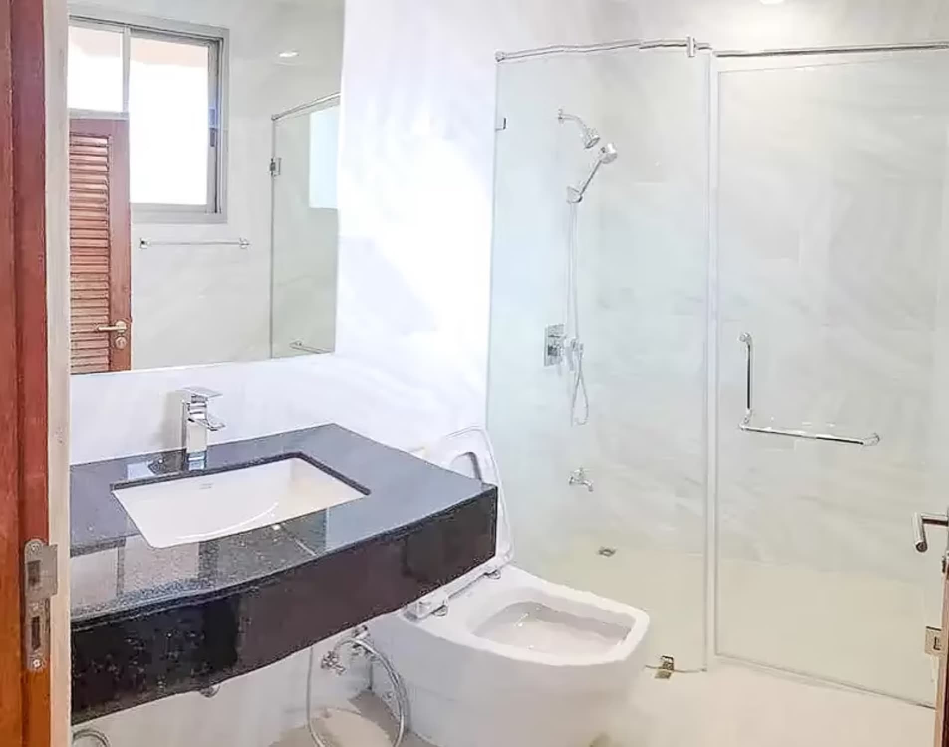 3 Bedroom House - Image 12