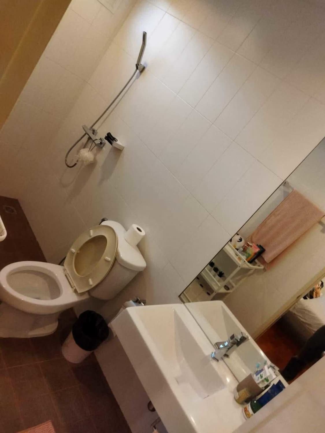 3 Bed House for Rent in Saphan Sung - Image 18