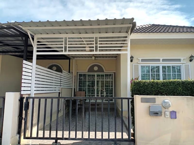 2 Bed House for Rent in San Sai District