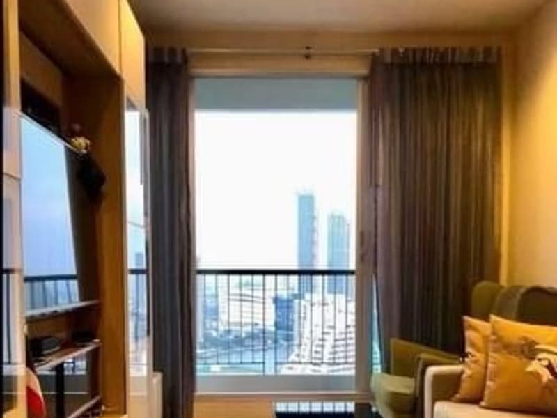 1 Bed Condo for Sale in Sathon