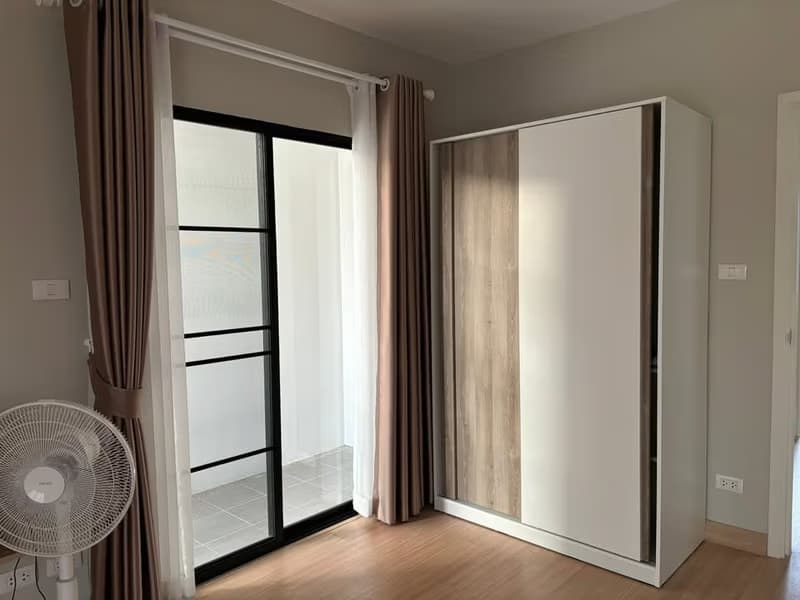 4 Bed House for Rent in Saraphi