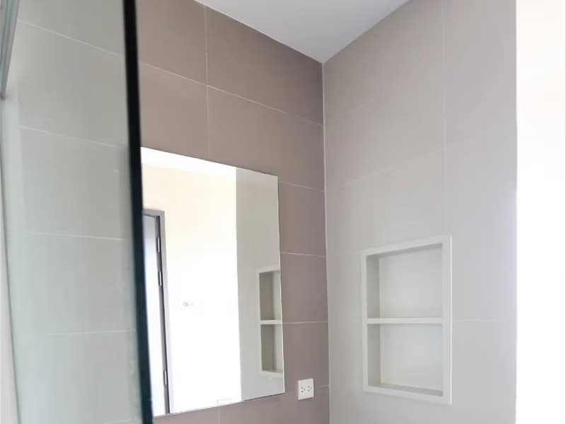 1 Bed Condo for Sale in undefined