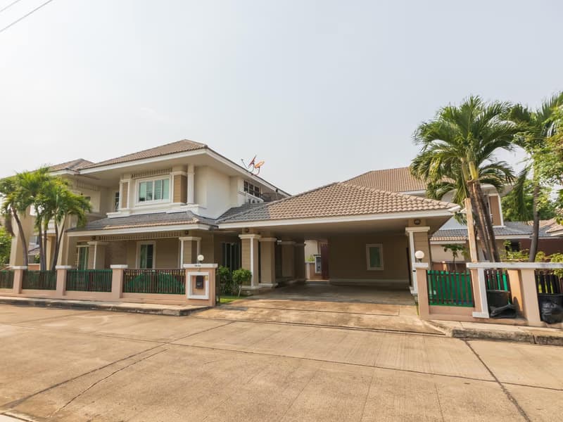 5 Bed House for Rent and Sale in San Sai