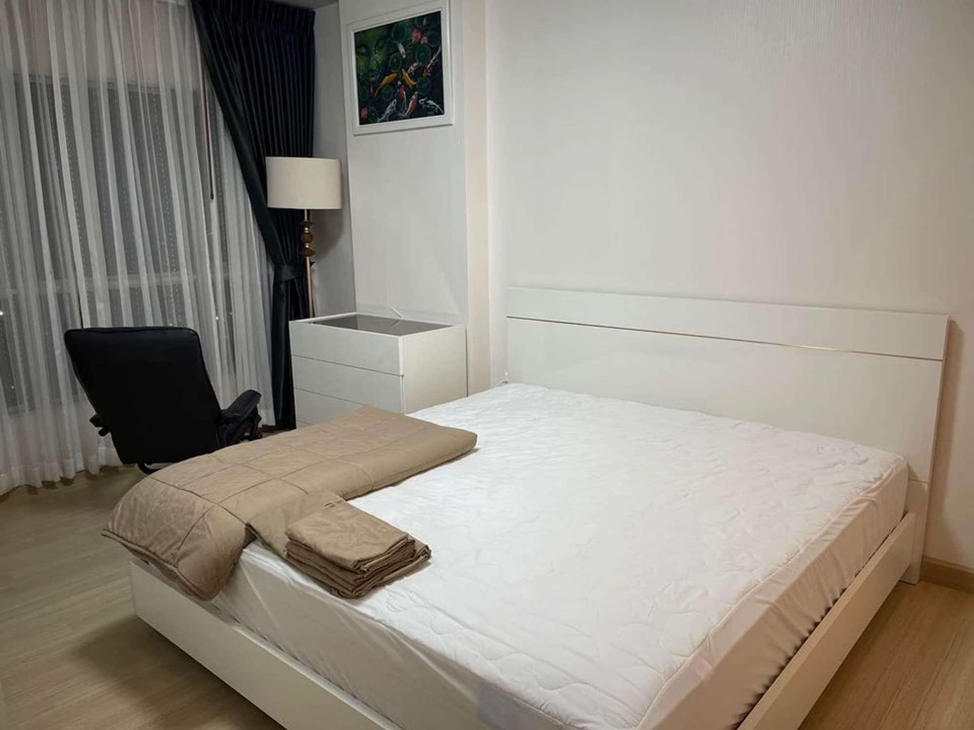 1 Bed Condo for Rent and Sale  Near Phra Ram 9 MRT - Image 3
