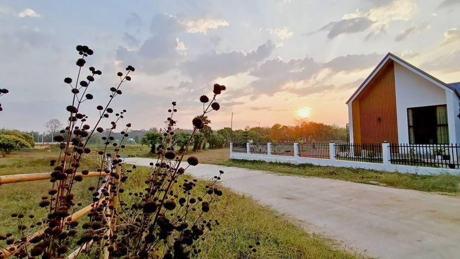 3 Bed House for Rent in Mae Rim District - Image 8