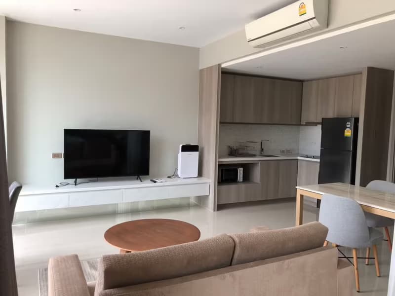1 Bedroom Condo
