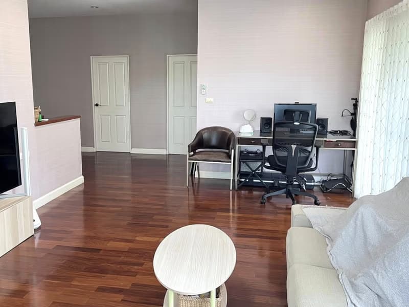 5 Bed House for Sale in Mueang Chiang Mai