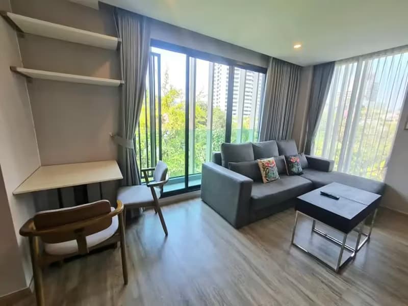 1 Bedroom Condo