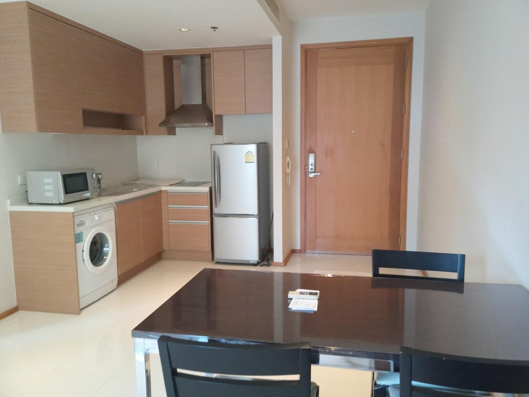 1 Bed Condo for Rent in Khlong Toei - Image 4