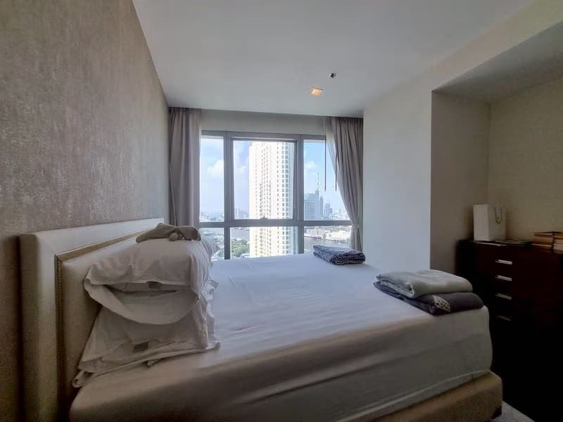 4 Bed Condo for Sale in Khlong San