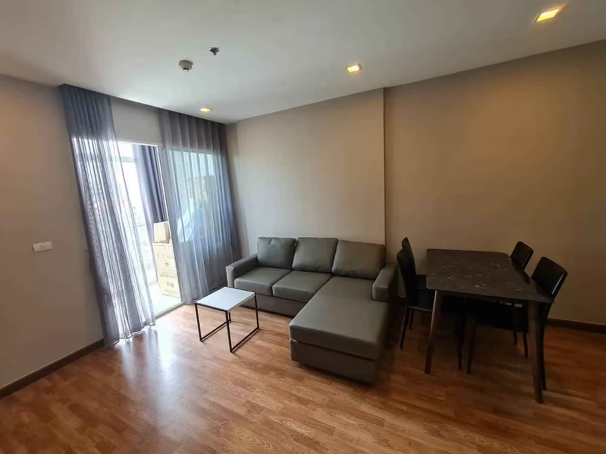 1 Bedroom Condo - Image 2