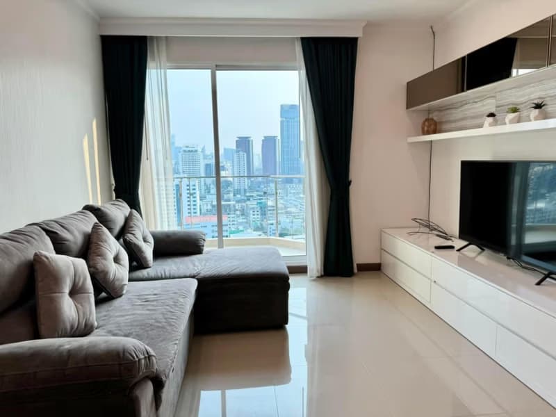 2 Bed Condo for Sale in Ratchathewi