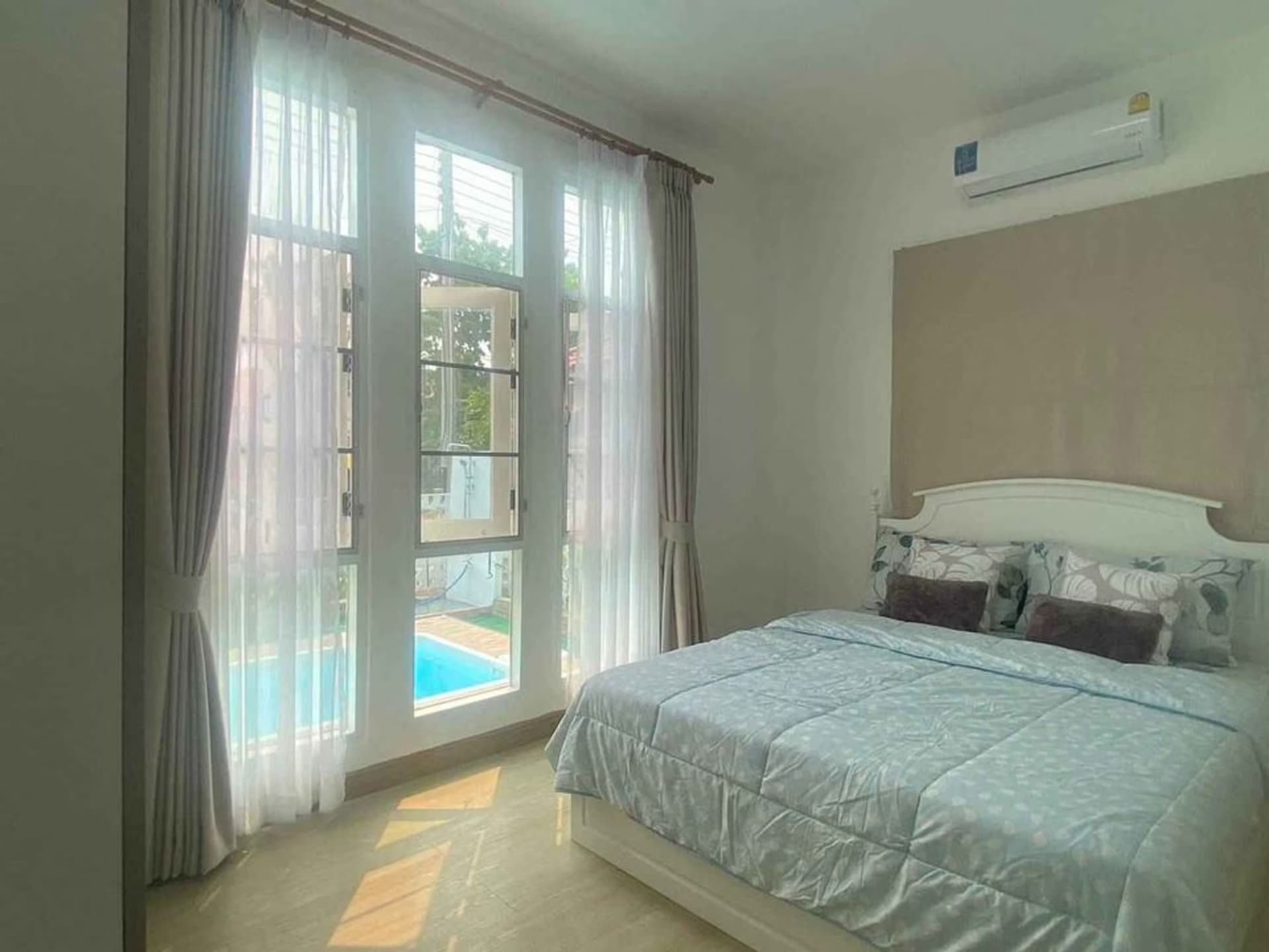 3 Bed House for Rent in Hang Dong - Image 10