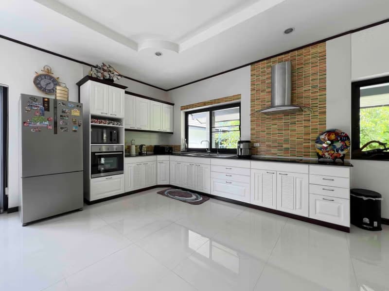 3 Bed House for Sale in Saraphi