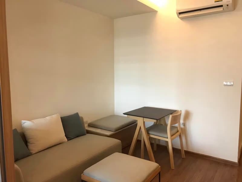 1 Bed Condo for Rent  Near Surasak BTS