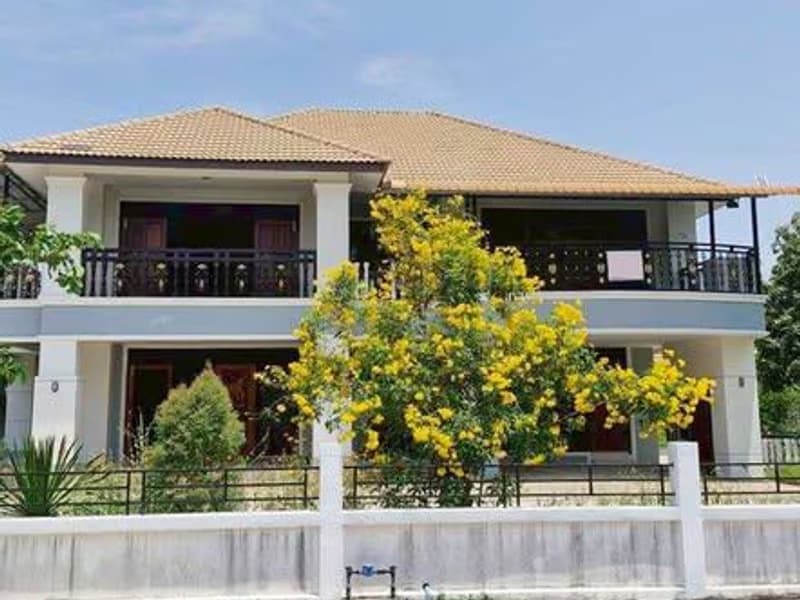 6 Bed House for Rent in Hang Dong