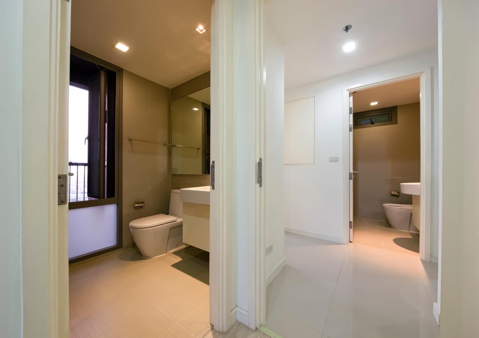 2 Bed Condo for Sale in Bang Kho Laem - Image 5