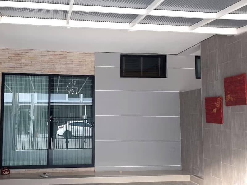 3 Bed Townhouse for Sale in Prawet