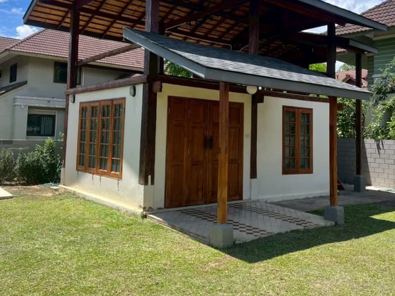 4 Bed House for Rent and Sale in San Sai District