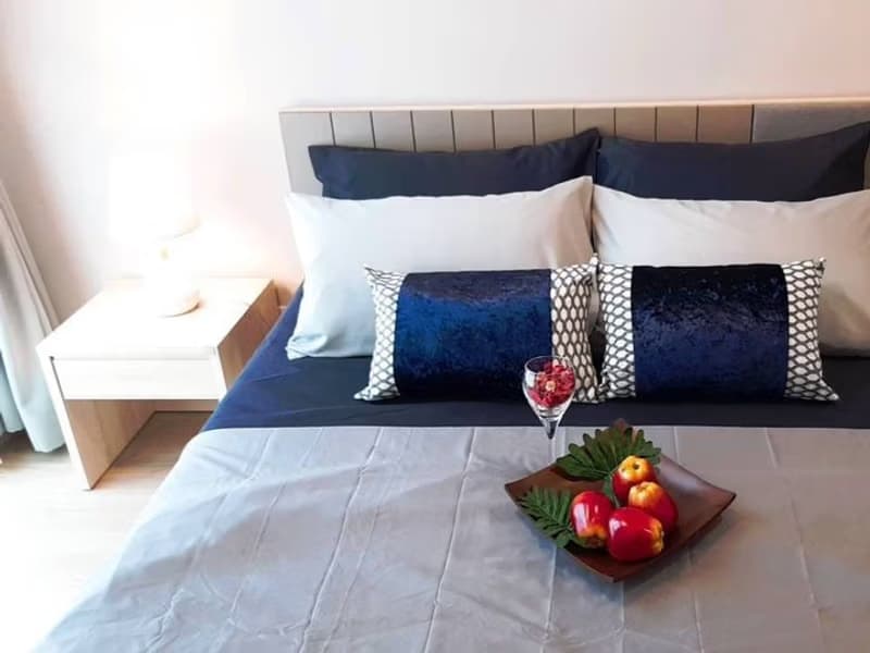 Condo for Rent at Noble Revolve Ratchada 1