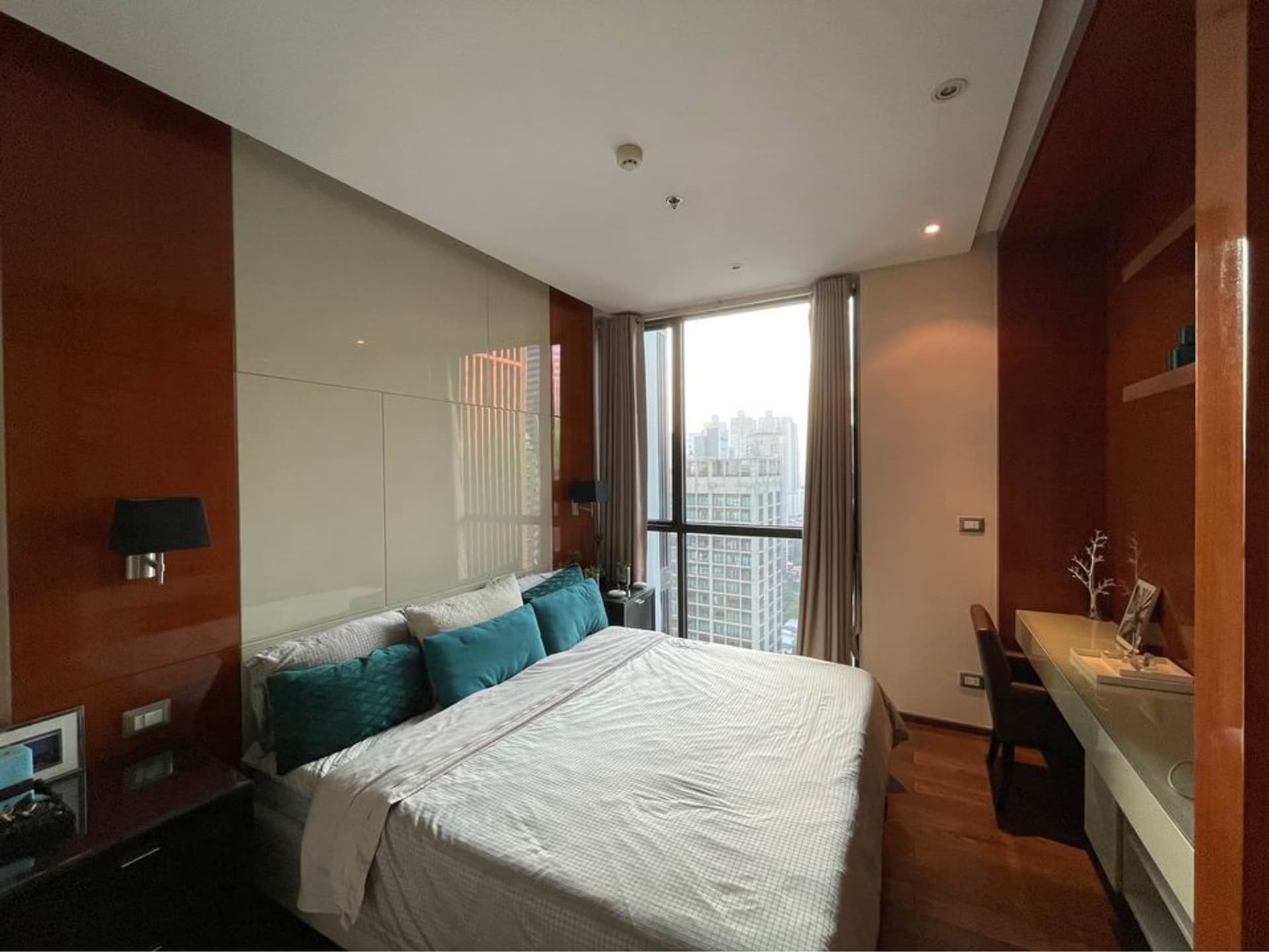 Condo for Rent at The Address Sukhumvit 28 - Image 5
