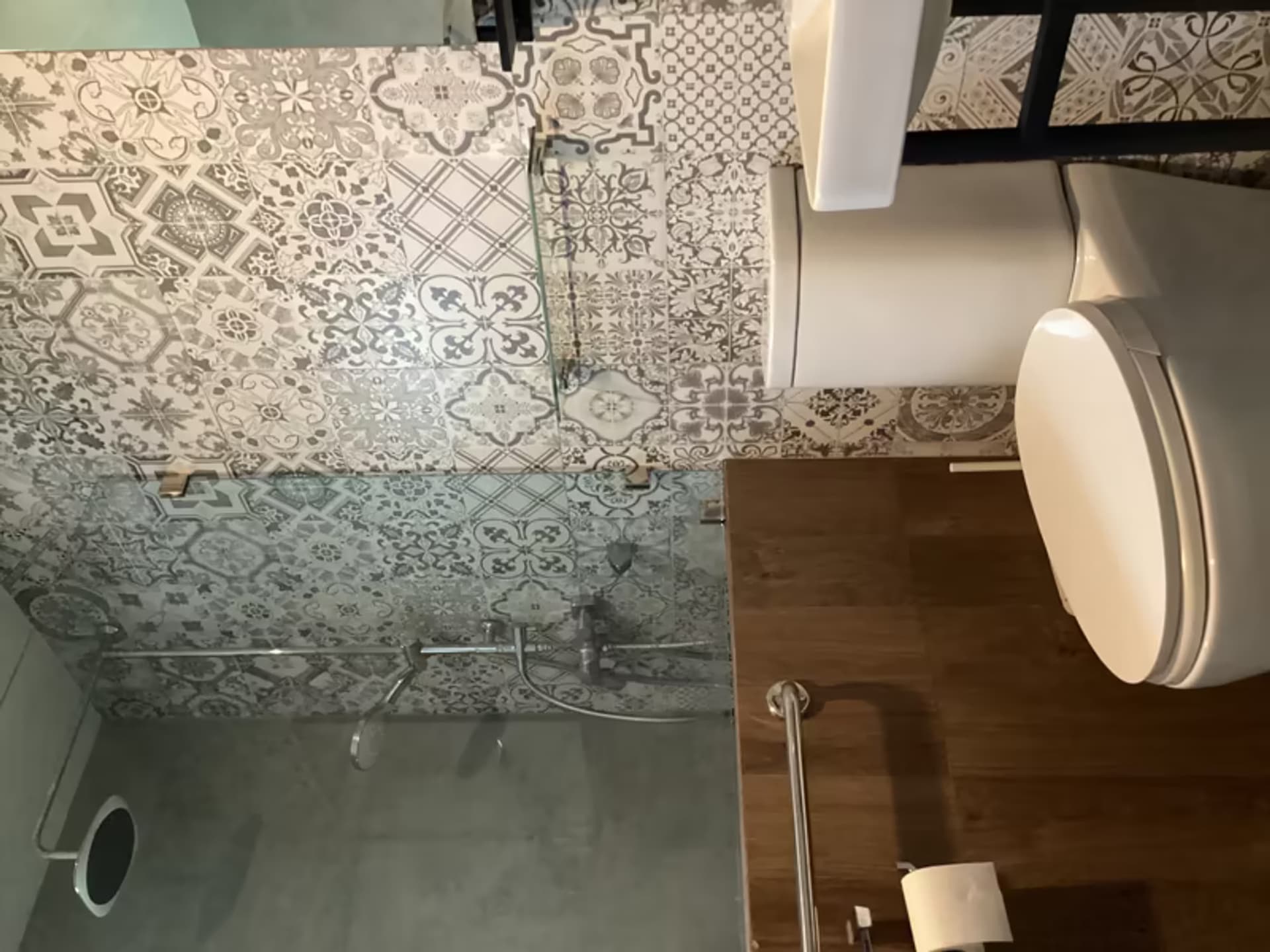2 Bedroom House - Image 3