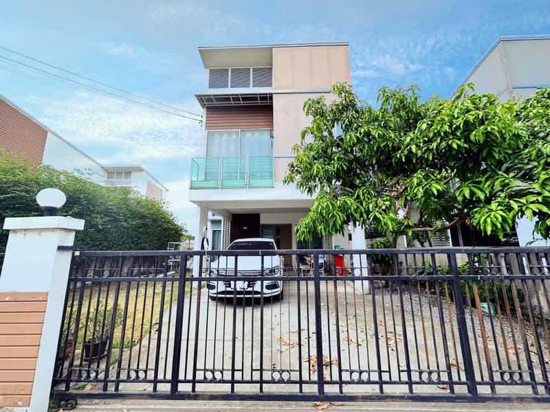 House for Sale at Home Place The Park (Ring Road - Rama 9)