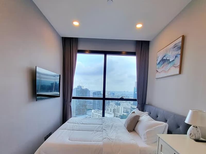 2 Bed Condo for Rent in Bang Rak