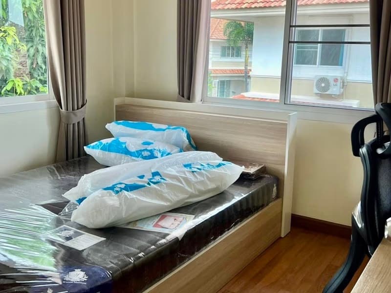 4 Bed House for Rent in Hang Dong