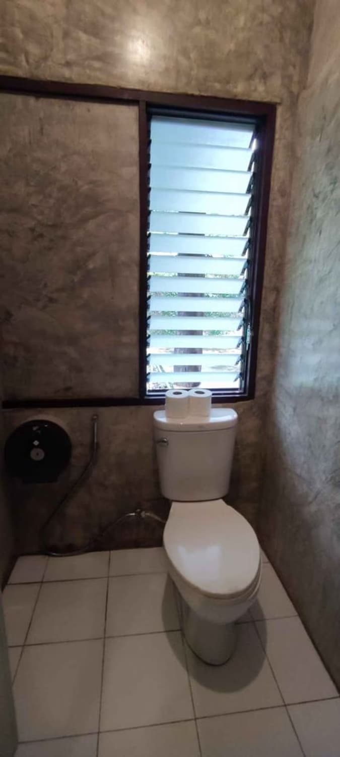  - Image 4