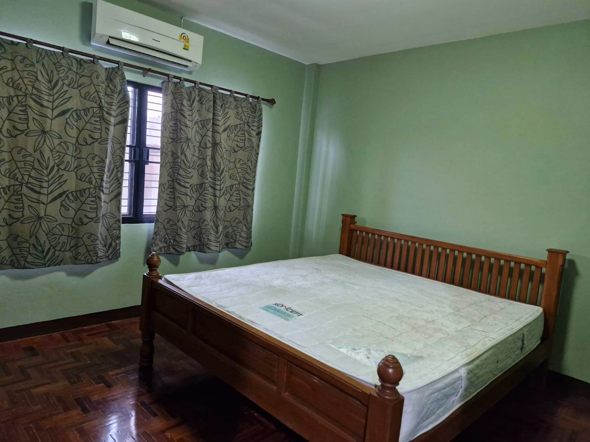 4 Bed House for Rent in Hang Dong - Image 12