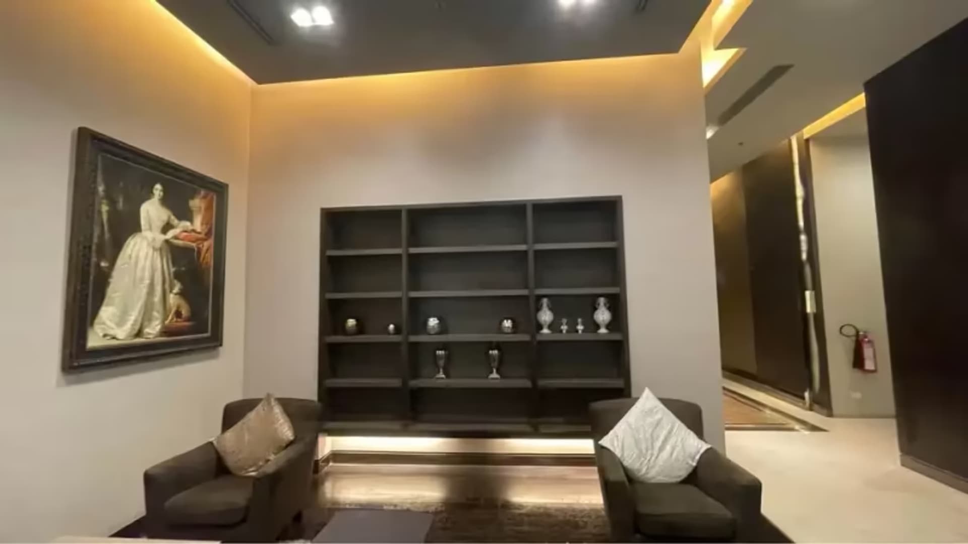 2 Bedroom Condo - Image 7