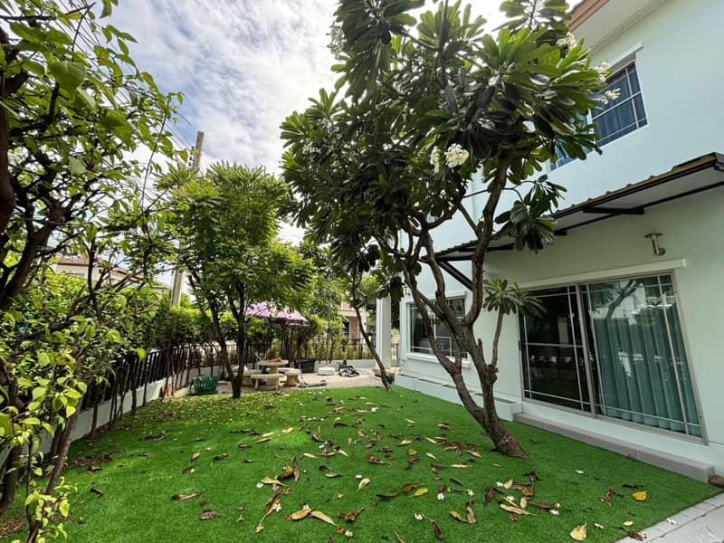 3 Bed House for Rent in Prawet