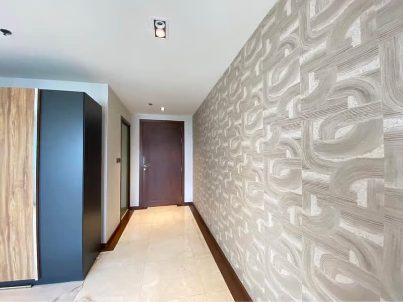 3 Bed Condo for Rent and Sale in Watthana