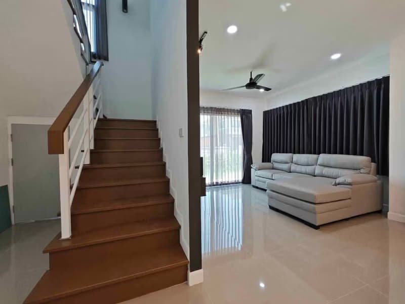 3 Bed House for Rent and Sale in San Kamphaeng