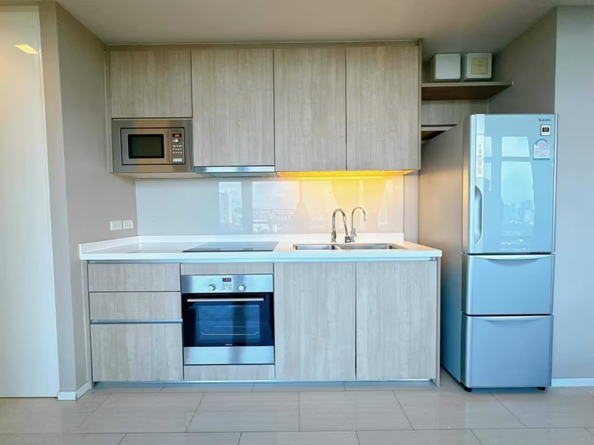  - Image 6