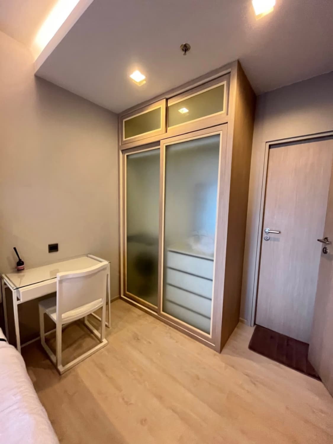 1 Bed Condo for Rent in Watthana - Image 6