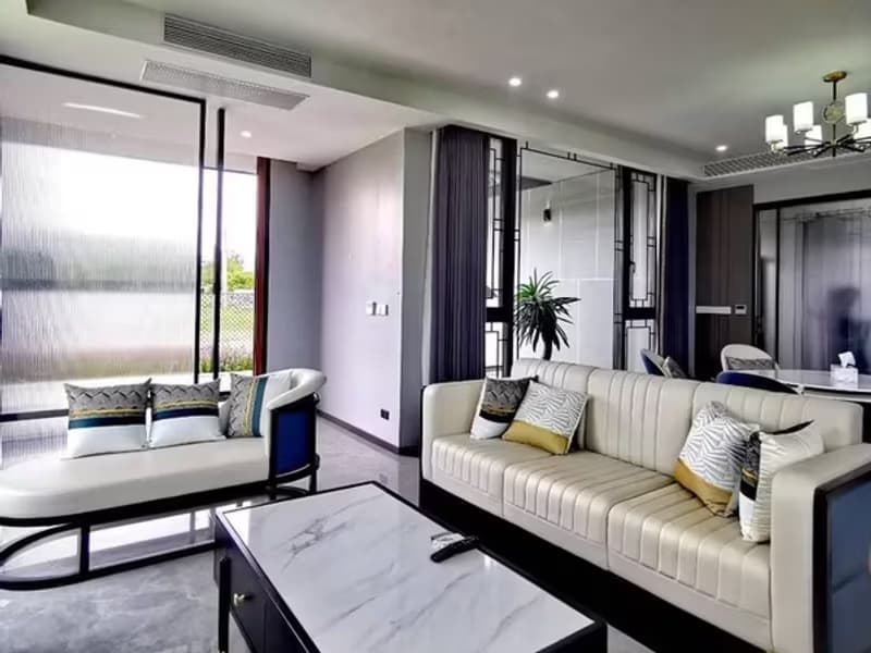 Luxury Pool Villa at San Sai