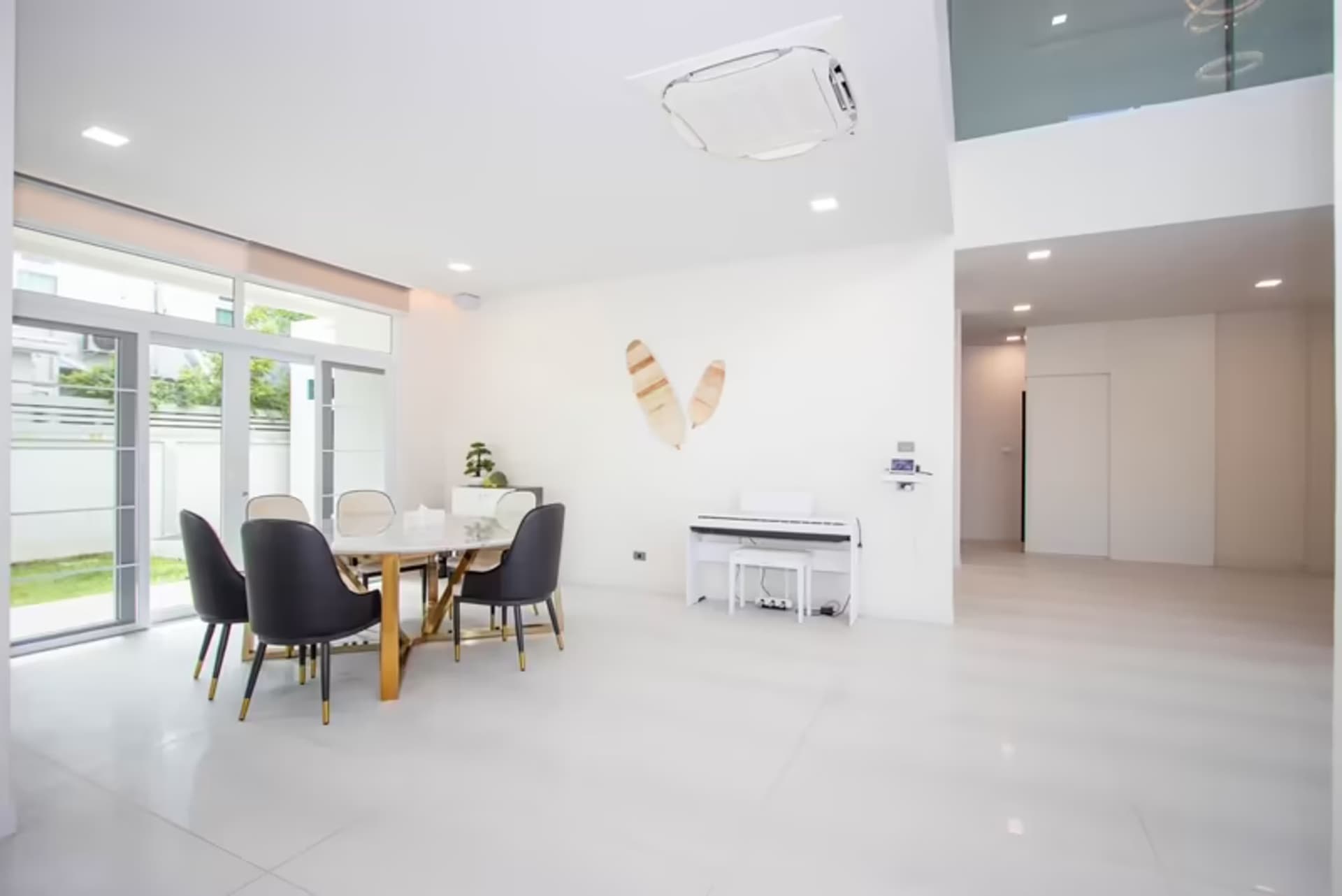 Luxury Minimalist - Image 15