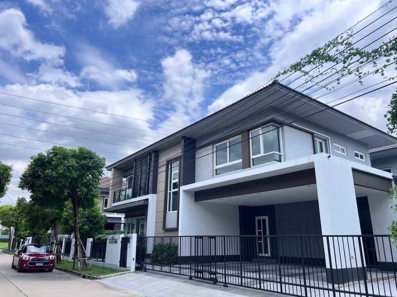 4 Bed House for Rent in บางแก้ว