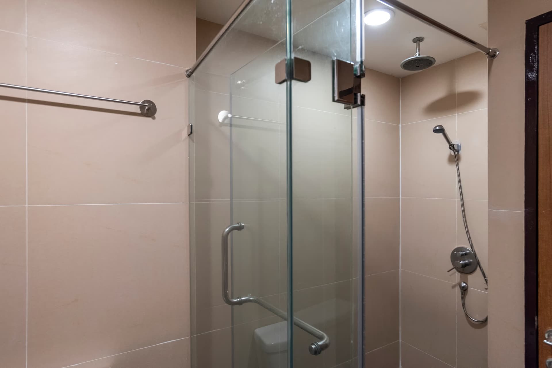 1 Bed Condo for Rent in Watthana - Image 5