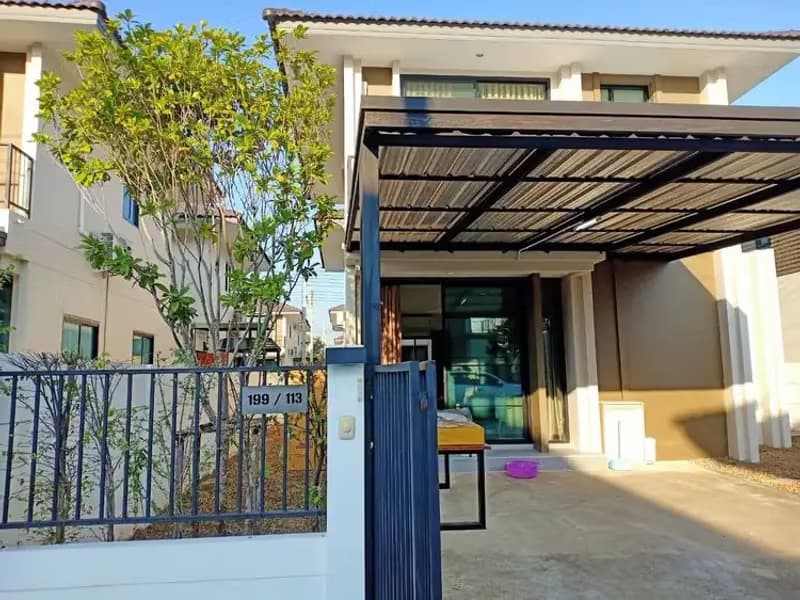 2 Bedroom House