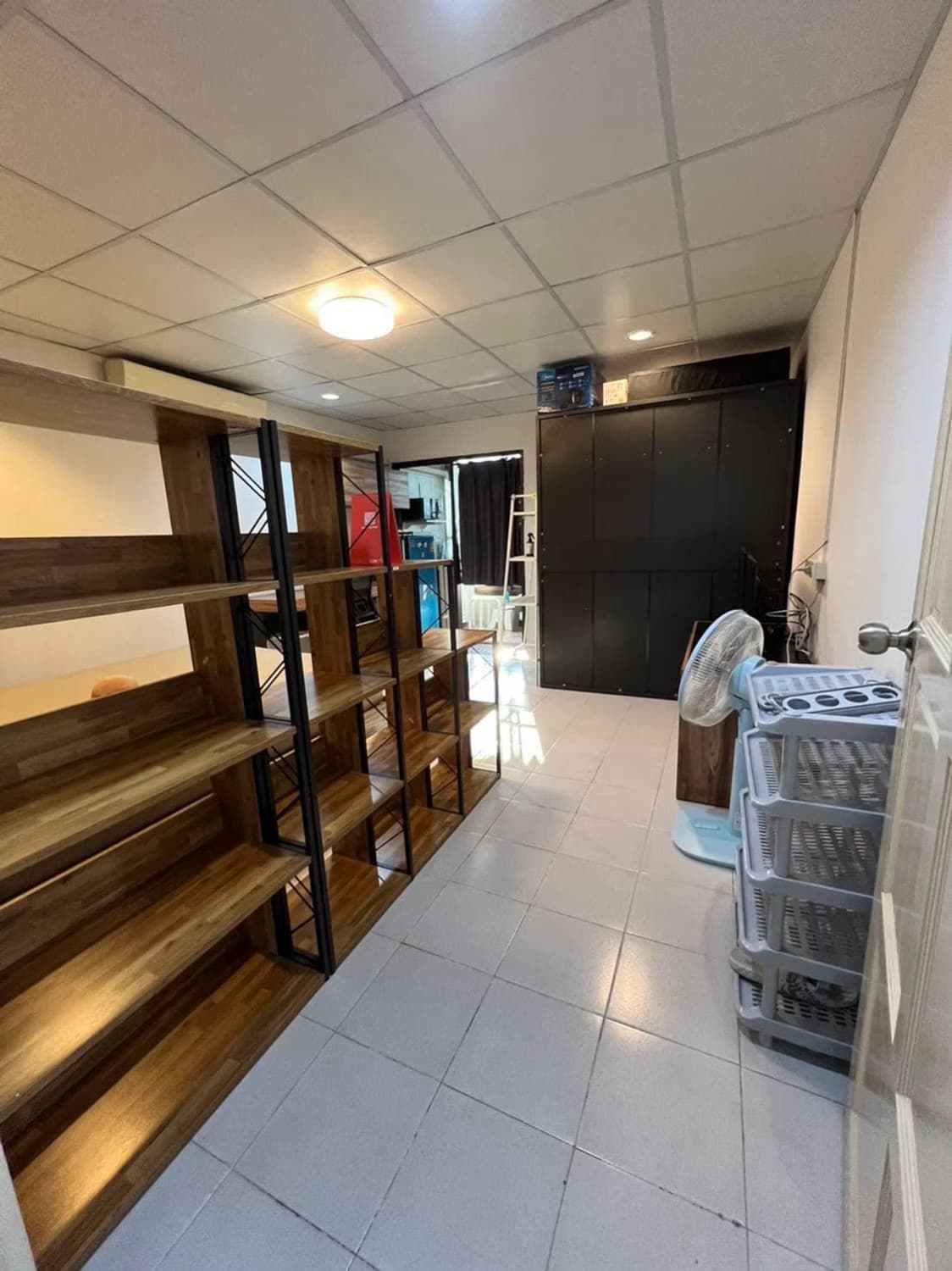 Condo for Rent at Fifty Resident Condominium   - Image 4