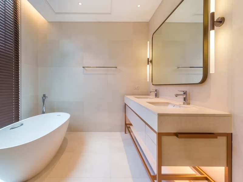 2 Bed Condo for Rent and Sale in Pathum Wan